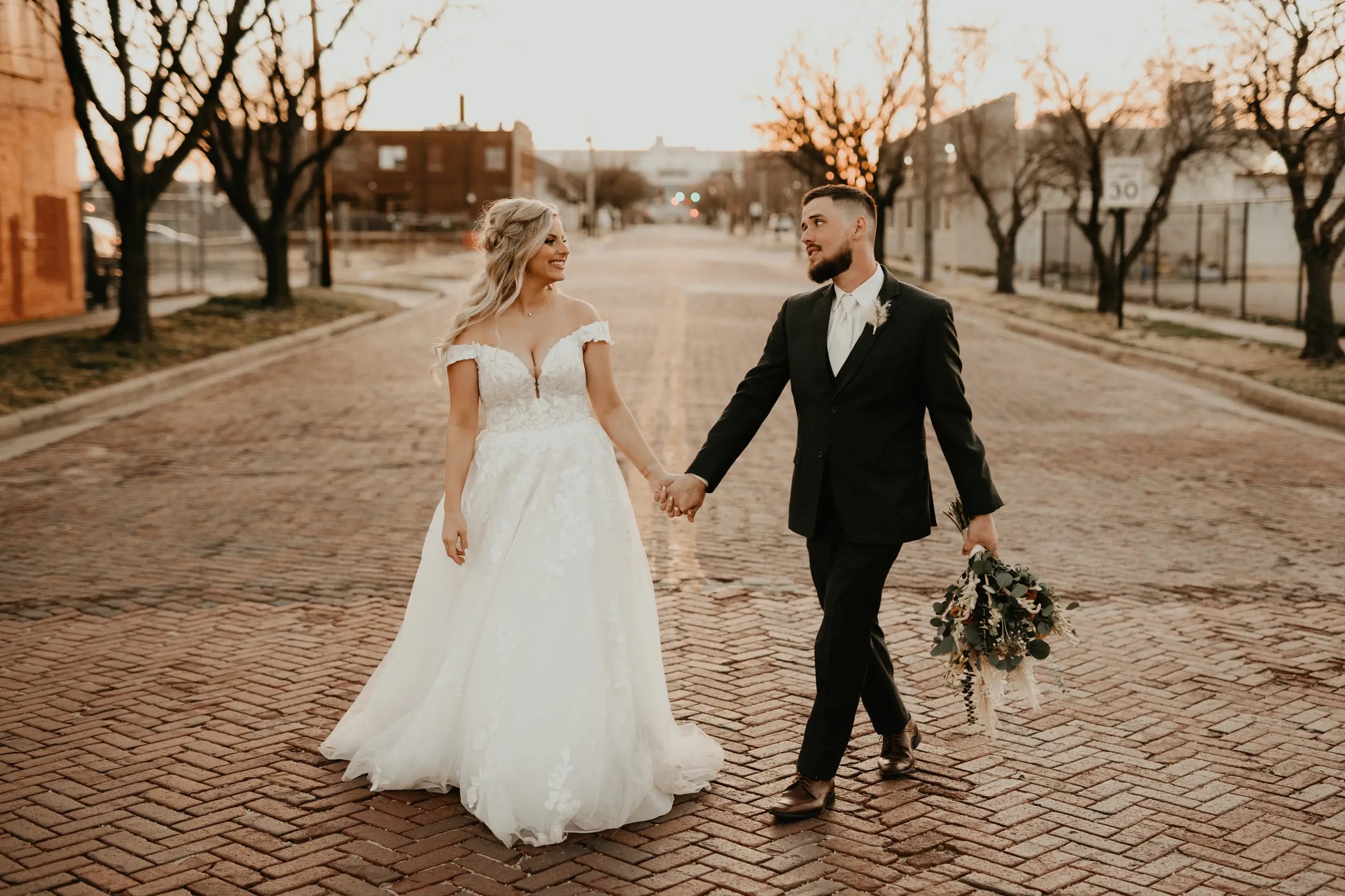 #dgcouple: Alix + James Image