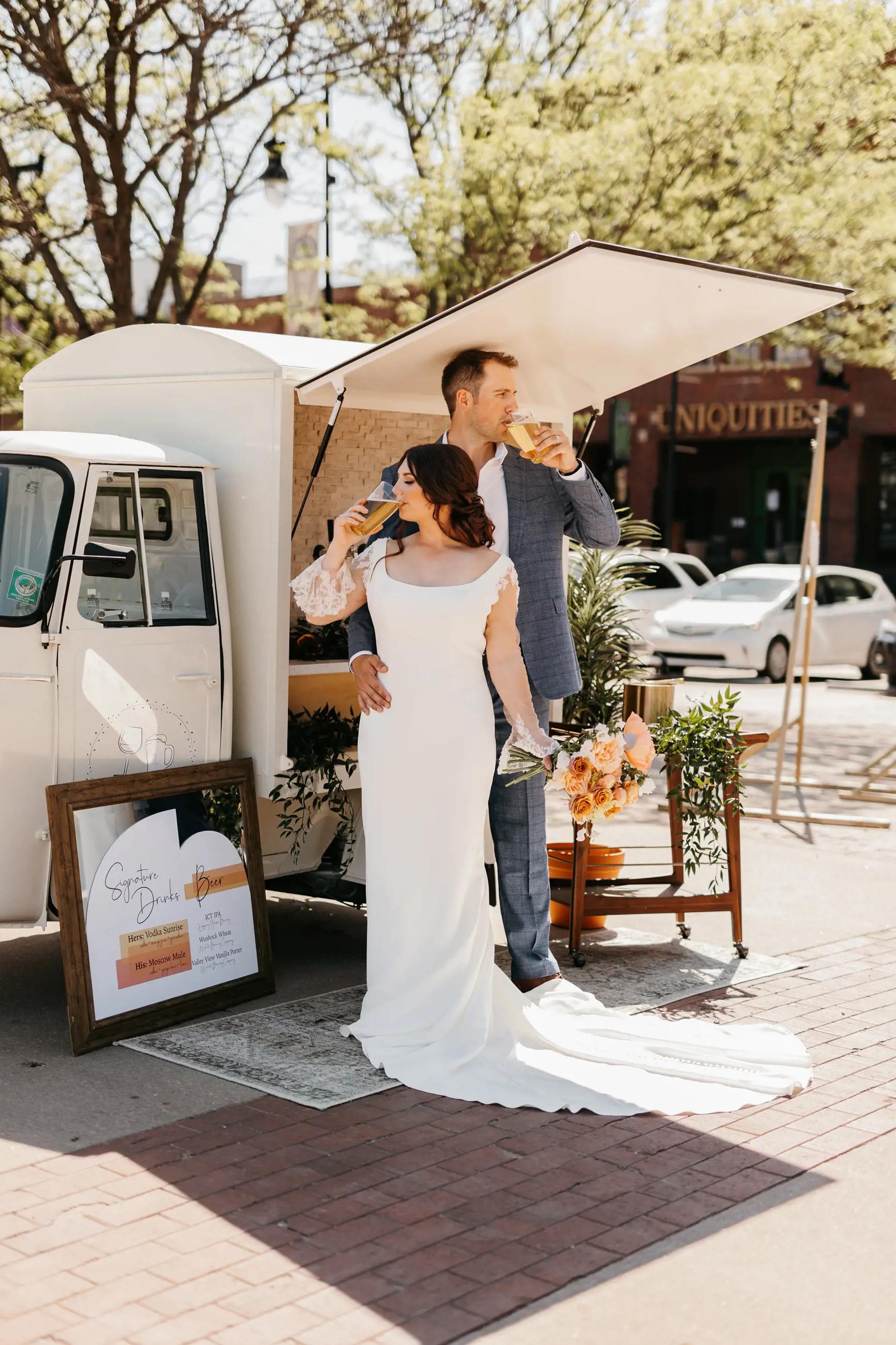 Sunny Downtown Wichita Styled Shoot ft. An Ultra Cute Mobile Bar Image