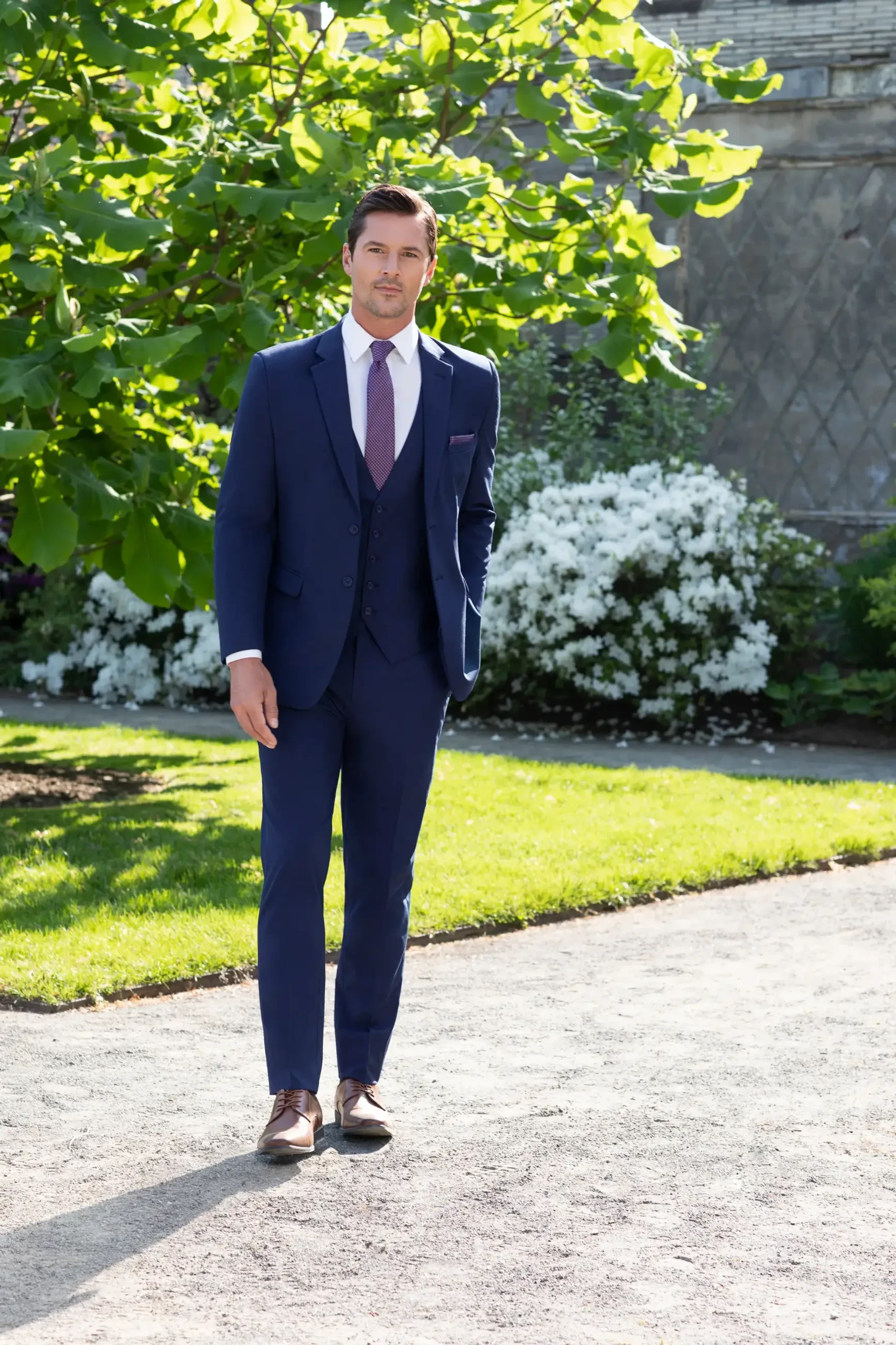 Modern Groom Style: How to Choose Menswear That Complements Your Bride Image
