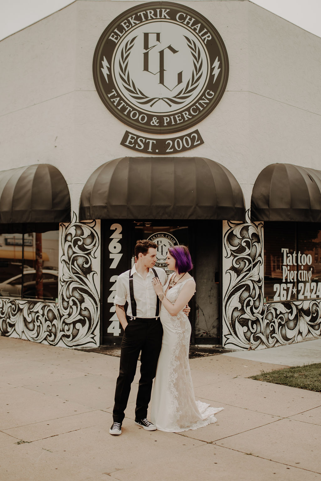 A Rock &#39;n&#39; Roll Courthouse Elopement With Ring Tattoos &amp; Velvet Wedding Gown Image