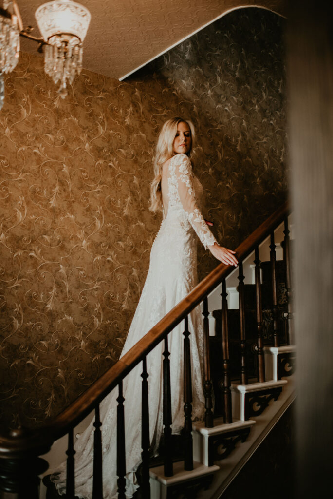 Whimsical &amp; Bold Prairie Destination Styled Shoot. Desktop Image