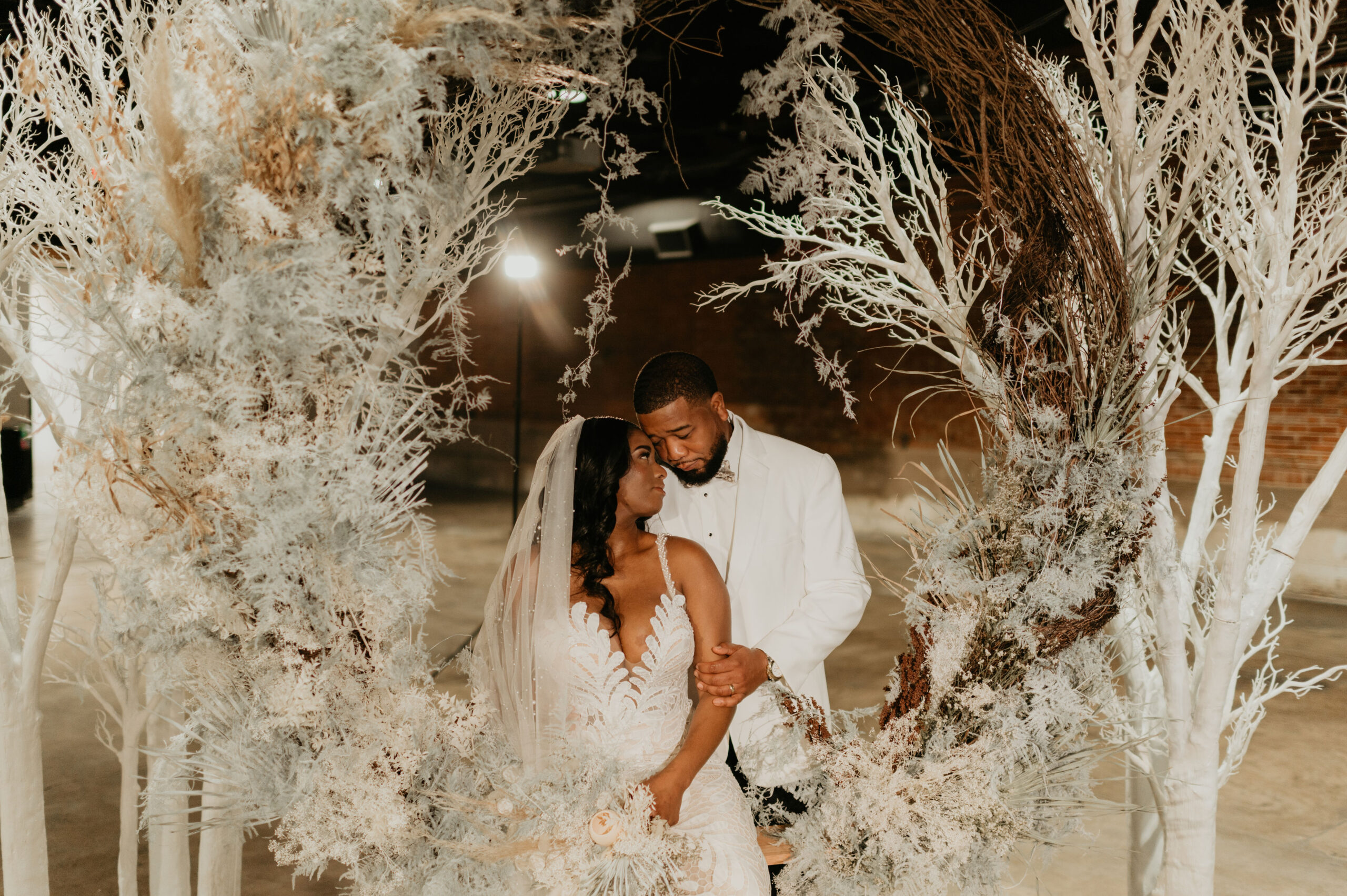 Romantic &amp; Timeless Custom Swing Boho Shoot - Part 1!. Desktop Image