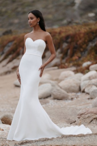 Allure Bridals Style #3504 #0 default Ivory thumbnail