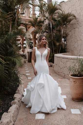 Allure Bridals Style #E251 #0 default Ivory thumbnail