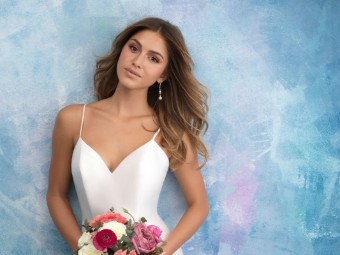 Allure Bridals Style #9558 #2 Ivory thumbnail