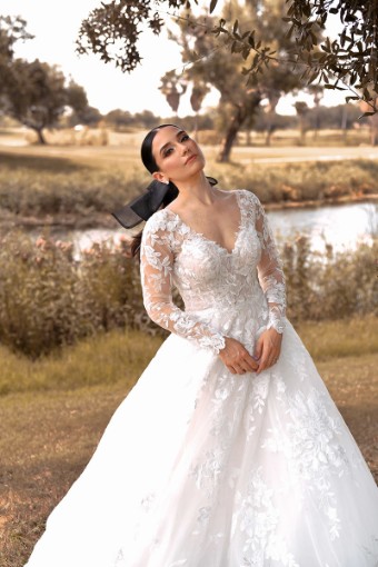 Essense of Australia Style #D3358 #0 default Ivory/Almond thumbnail
