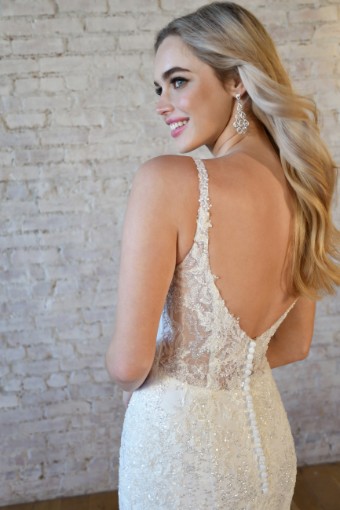 Stella York Style #7479 #2 (IVIV-PL) Ivory Lace & Tulle ov Ivory Gown w Porcelain Tulle Plunge thumbnail