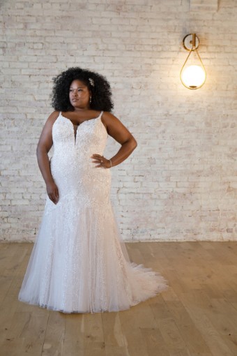 Stella York Style #7479 #5 (IVIV-PL) Ivory Lace & Tulle ov Ivory Gown w Porcelain Tulle Plunge thumbnail