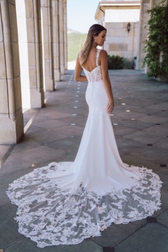 Allure Bridals Style #A1101 #1 default IV/Champ/Nude thumbnail