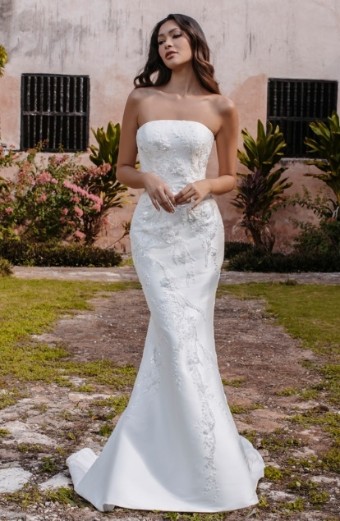 Allure Bridals Style #E362 #0 default Ivory thumbnail