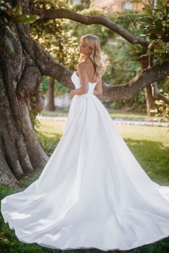 Allure Bridals Style #E409 #1 default Ivory thumbnail
