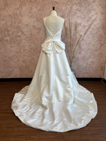 Opal and Lace Style #Jane #3 Ivory Satin thumbnail