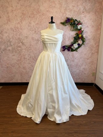 Ethereal bridal Style #Anastasia #1 Ivory Stretched Mikado thumbnail
