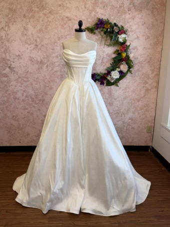 Ethereal bridal Style #Anastasia #1 Ivory Stretched Mikado thumbnail