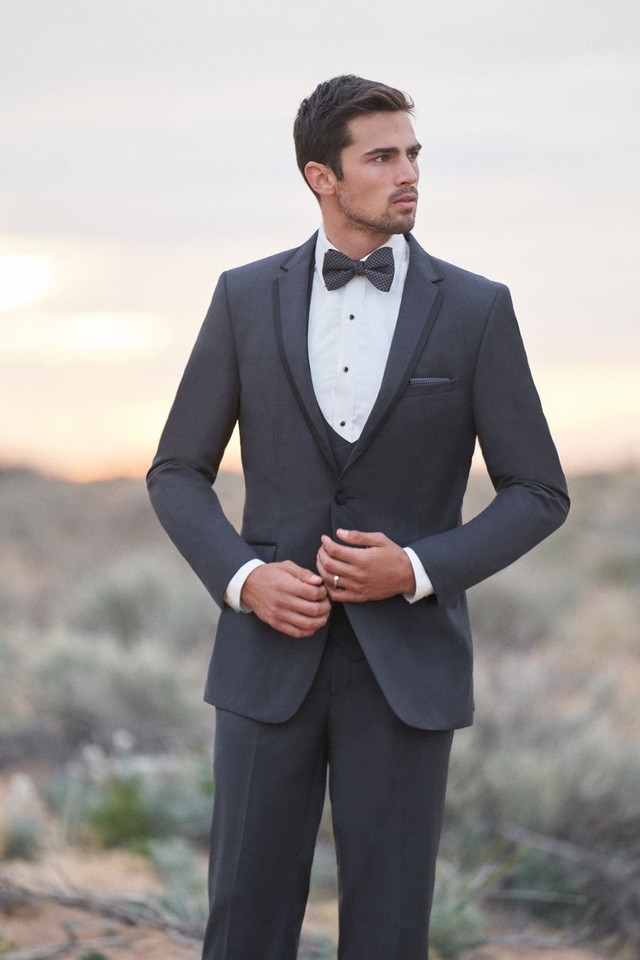 Online suit rentals | The Dress Gallery