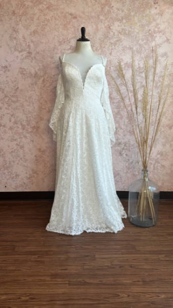 Ethereal bridal Style #Isolde #4 Ivory thumbnail
