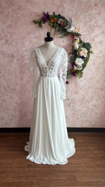 Ethereal bridal Style #Austen #1 Ivory/Nude thumbnail