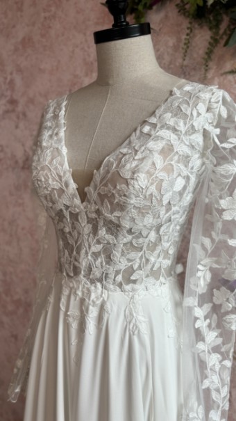 Ethereal bridal Style #Austen #2 Ivory/Nude thumbnail