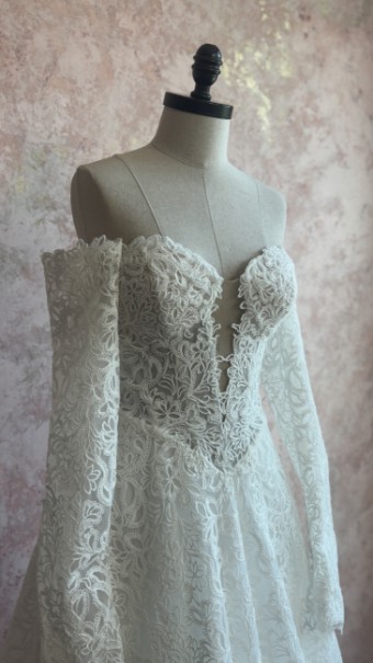 Ethereal bridal Style #Penner #1 Ivory/Ivory/Ivory thumbnail
