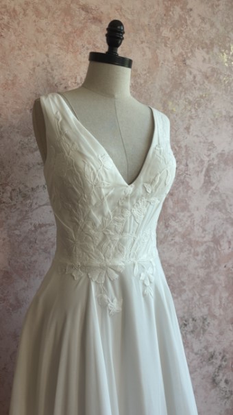 Opal and Lace Style #Lovette #1 Ivory thumbnail