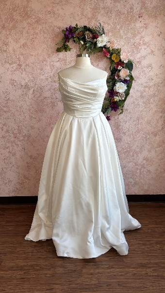 Ethereal bridal Style #Saphira #2 Ivory thumbnail