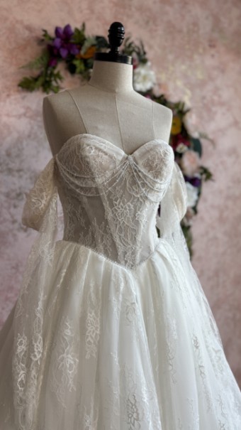 Ethereal bridal Style #Cherie #1 Ivory/Ivory/Nude thumbnail