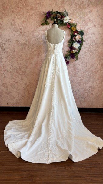 Ethereal bridal Style #Radiant #2 Ivory thumbnail