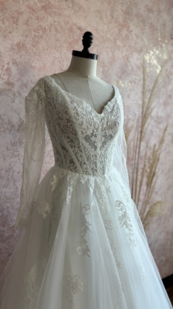 Opal and Lace Style #McClain #1 Ivory/Ivory thumbnail