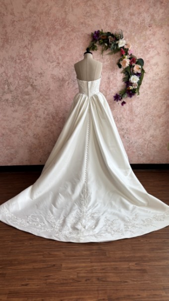 Ethereal bridal Style #Muse #2 Ivory/Mikado thumbnail