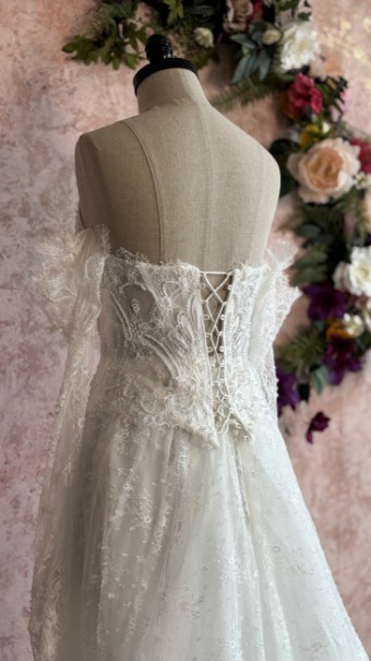 Ethereal bridal Style #Portrait #7 default Ivory/Ivory/Ivory thumbnail