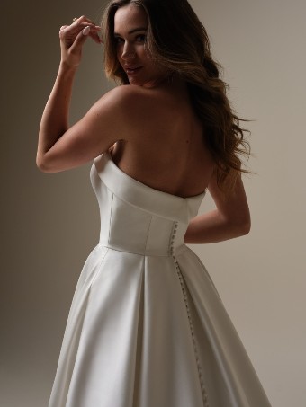 Maggie Sottero  Style #ELIZABETH MARIE #3 Ivory thumbnail