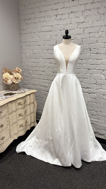 Ethereal bridal Style #Stiorra #9 Light Ivory/Mikado thumbnail