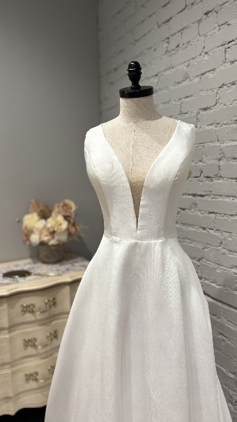 Ethereal bridal Style #Stiorra #10 Light Ivory/Mikado thumbnail