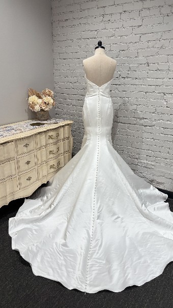 Ethereal bridal Style #Stassi #2 Ivory Satin thumbnail