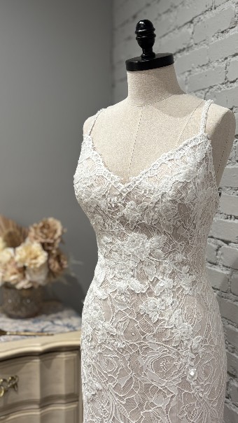 Opal and Lace Style #Maira #2 Ivory/Dark Champagne thumbnail