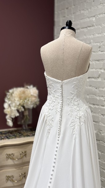 Ethereal bridal Style #Darya #3 Ivory/Creme thumbnail