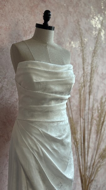 Opal and Lace Style #Margaret #3 Ivory Satin thumbnail