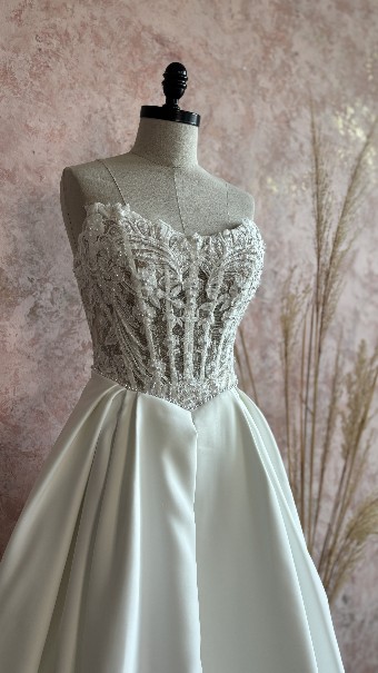 Opal and Lace Style #Martha #1 Ivory/Nude/Ivory thumbnail
