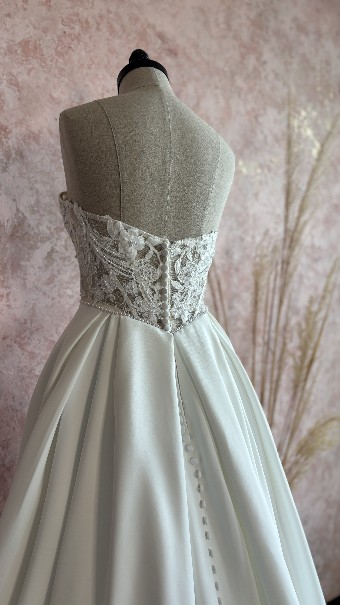 Opal and Lace Style #Martha #3 Ivory/Nude/Ivory thumbnail