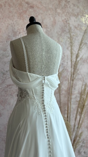 Opal and Lace Style #Minnie #7 Ivory thumbnail