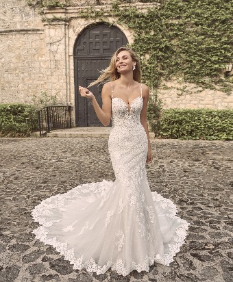 Maggie Sottero  Style #Fiona #3 Antique Ivory thumbnail