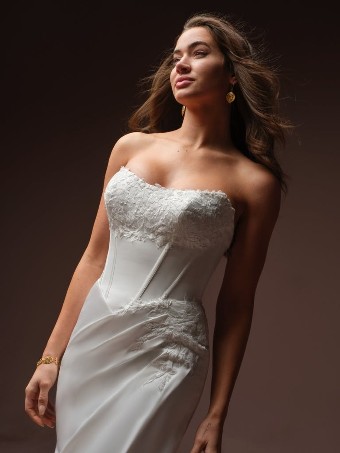 Maggie Sottero  Style #ISOLDE #1 Ivory thumbnail